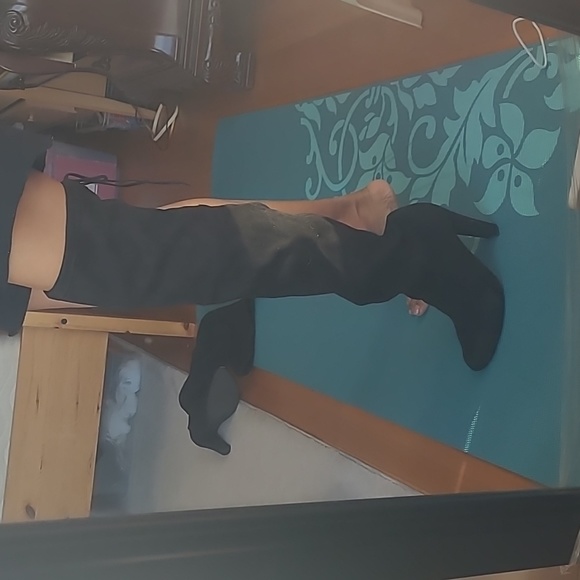 Over the knee boots - Picture 2 of 6